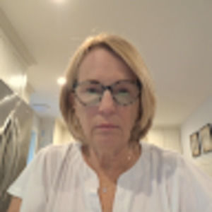 Meet your Posher, Lynn